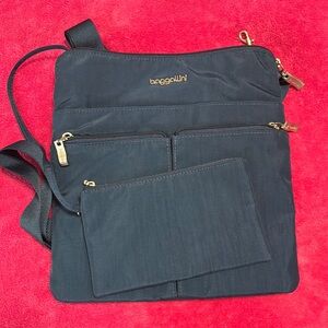 Baggallini Crossbody Purse Bag
